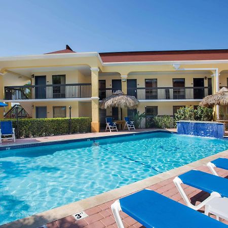 Days Inn By Wyndham Florida City Kültér fotó
