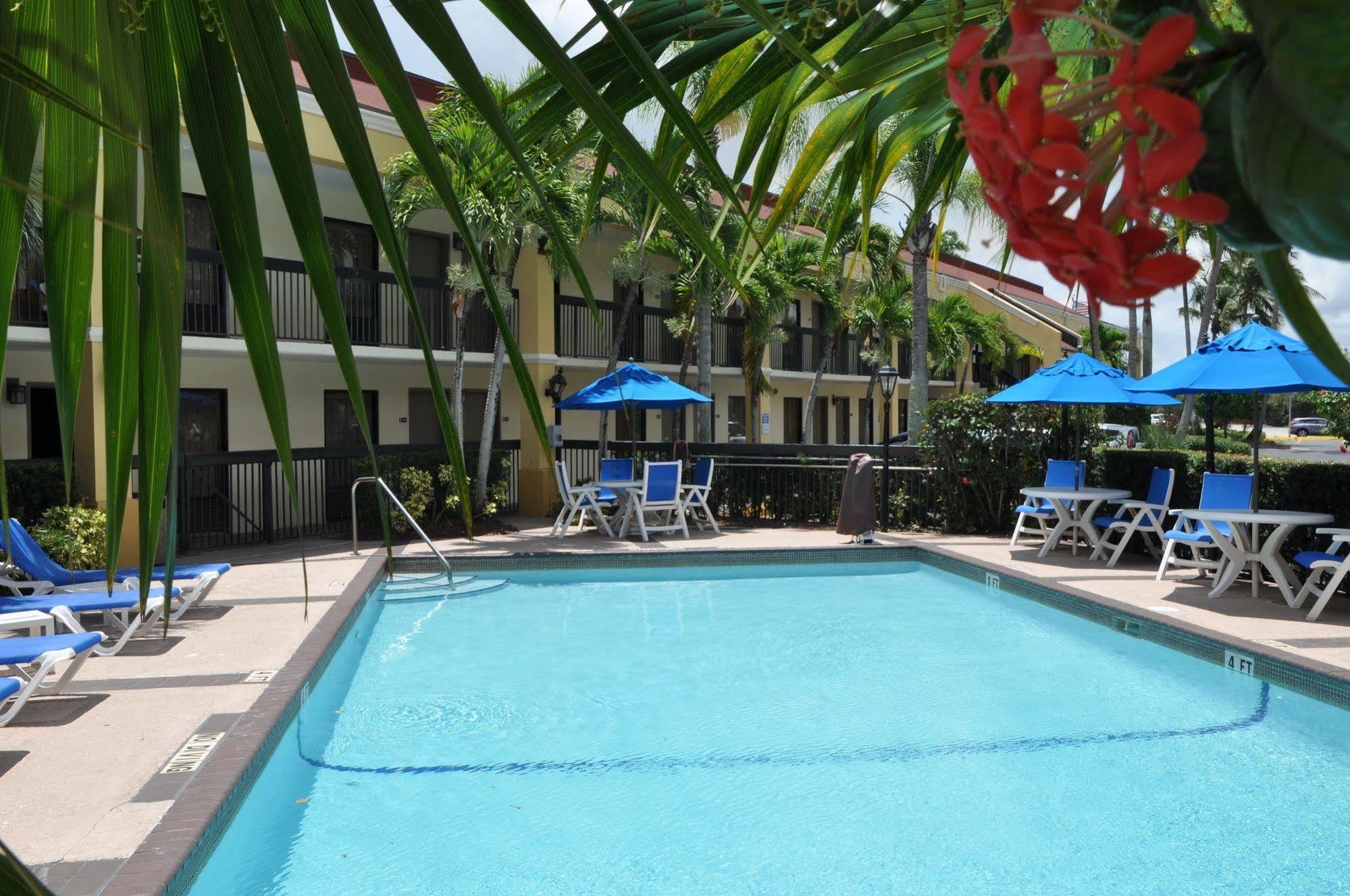 Days Inn By Wyndham Florida City Kültér fotó