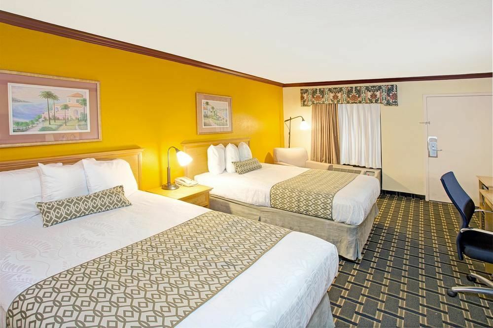 Days Inn By Wyndham Florida City Kültér fotó